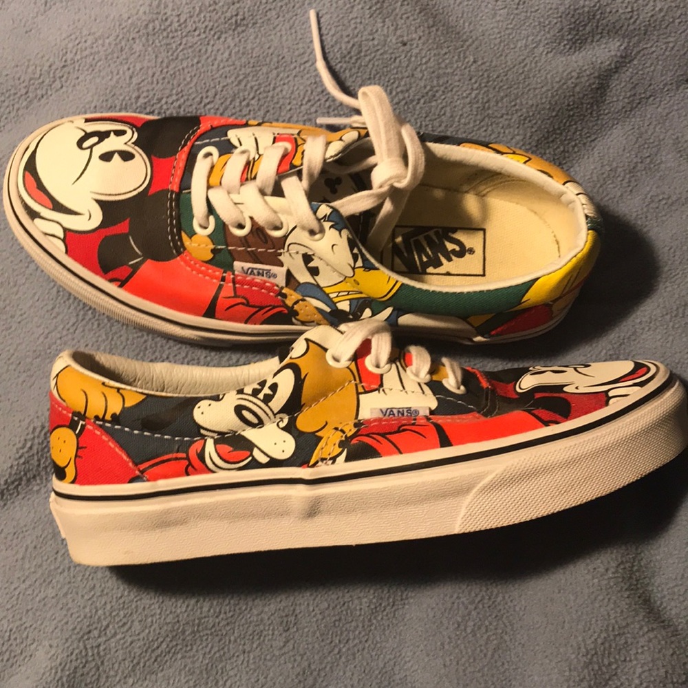 MICKEY MOUSE VANS